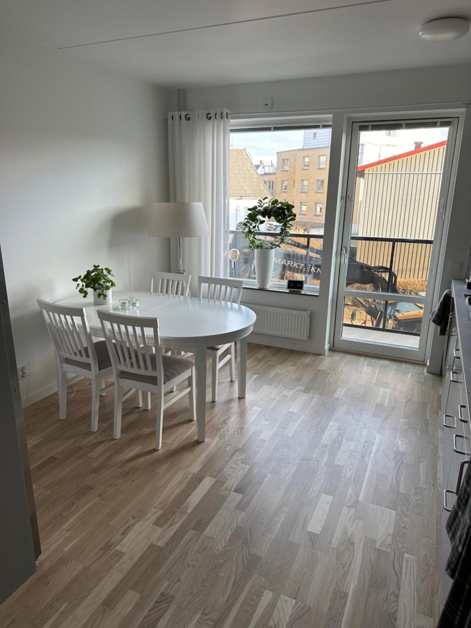 Ny Lgh I Varberg, 80 Kvm, 4 Rum Exteriör bild